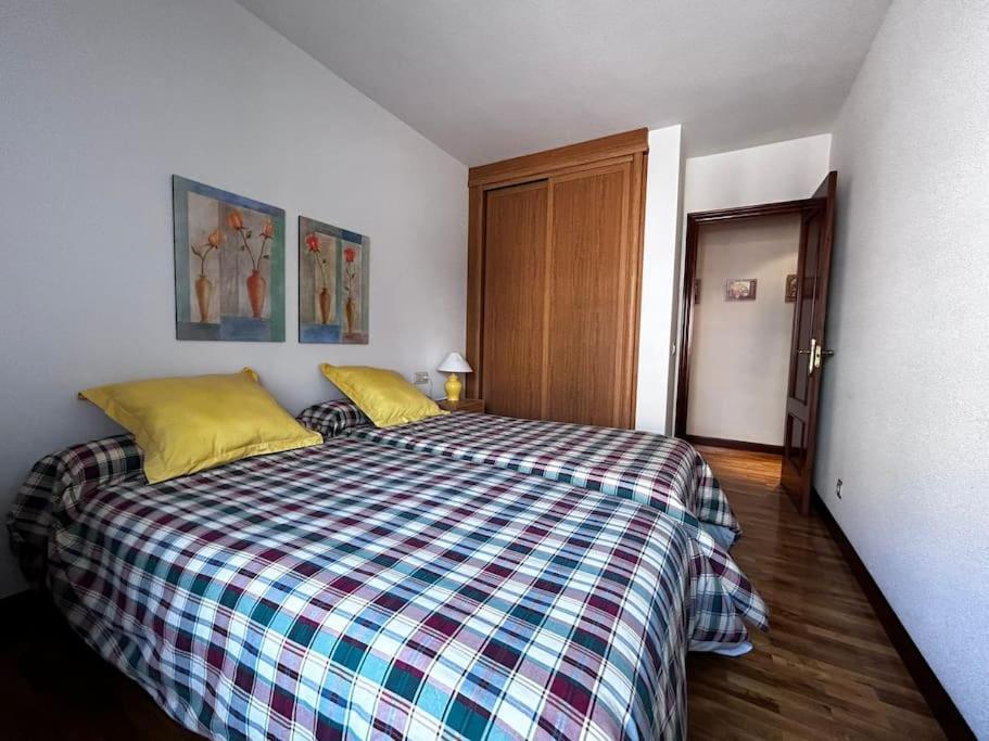 Apartamento Baranain By Clabao Pamplona Exterior foto